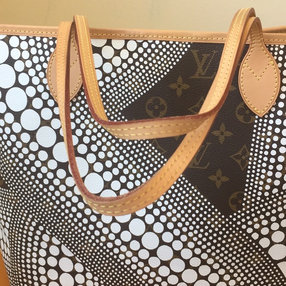 Louis Vuitton  Neverfull kusama MM, only sharing - Picture 2 of 4